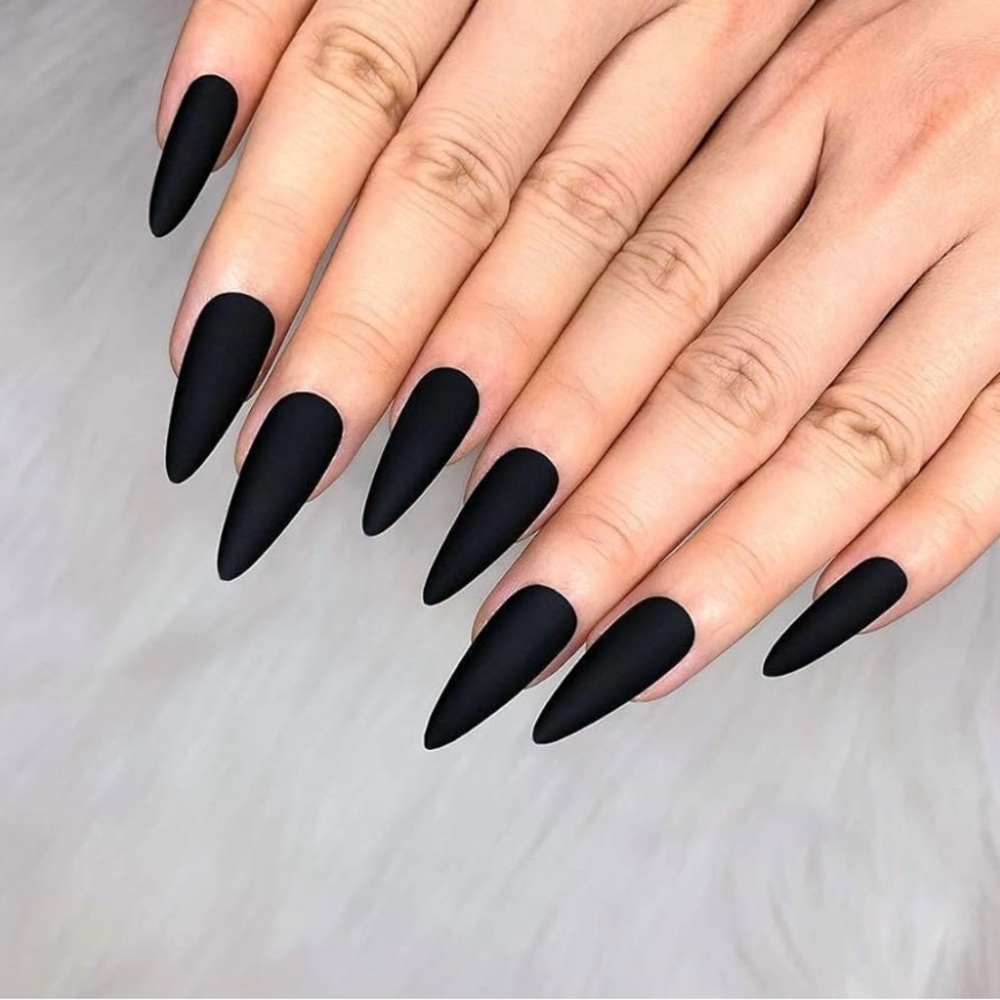 Morily 24pcs Press on Nails Matte Black 3 packs.